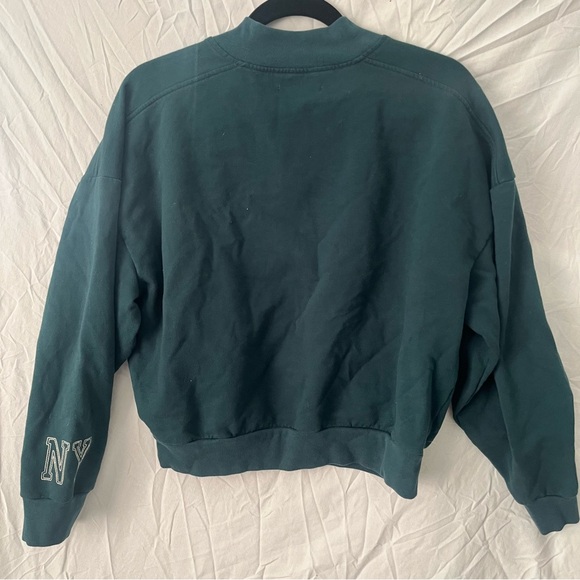 Preppy New York soho athletics Green Half-Zip Sweater - Picture 9 of 10